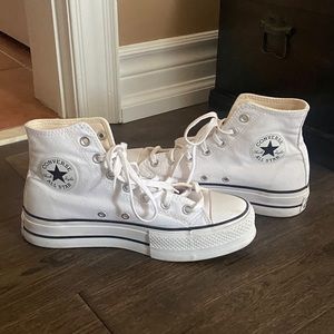 Converse Chuck Taylor Sneakers